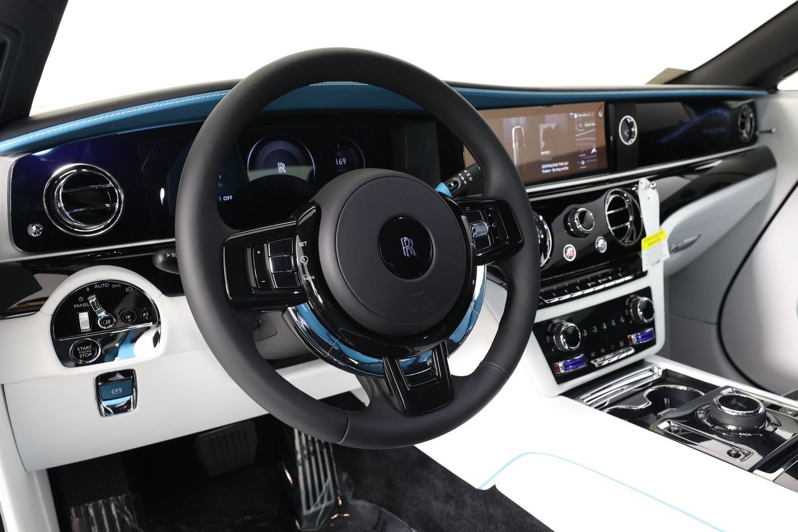New 2025 Rolls-Royce Spectre w/ Spectre Launch Package AWD/4WD image 4