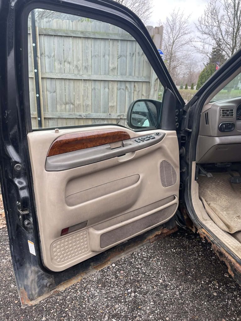 Used 2002 Ford Excursion Limited image 13