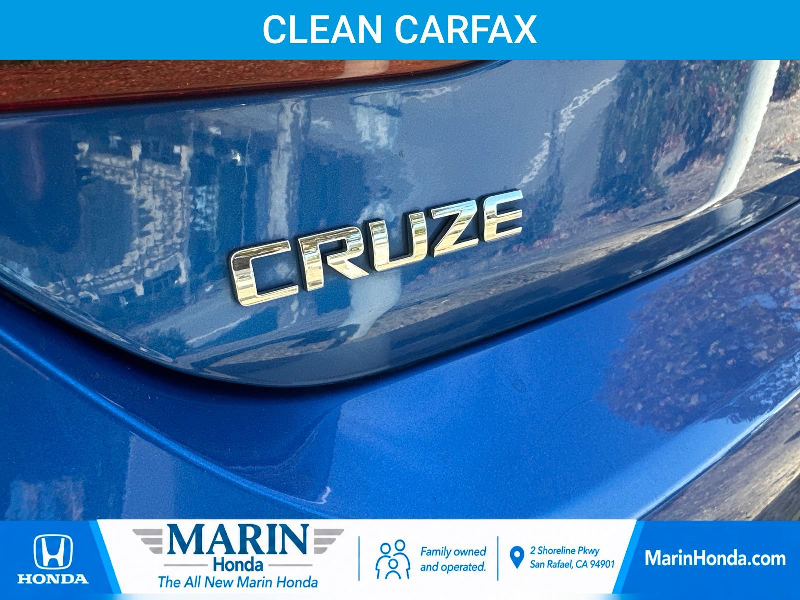 Used 2017 Chevrolet Cruze LT FWD image 12