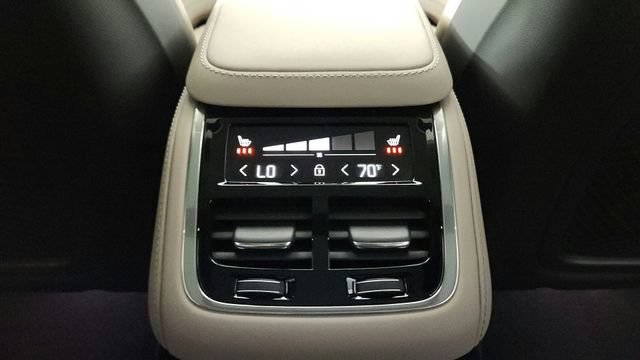Certified 2026 Volvo XC90 B6 Ultra w/ Protection Package AWD/4WD image 33
