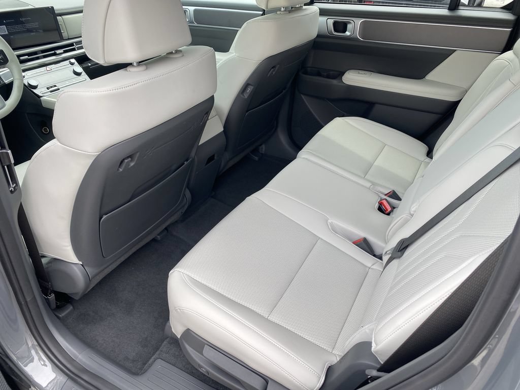 New 2027 Hyundai Santa Fe SEL FWD image 26