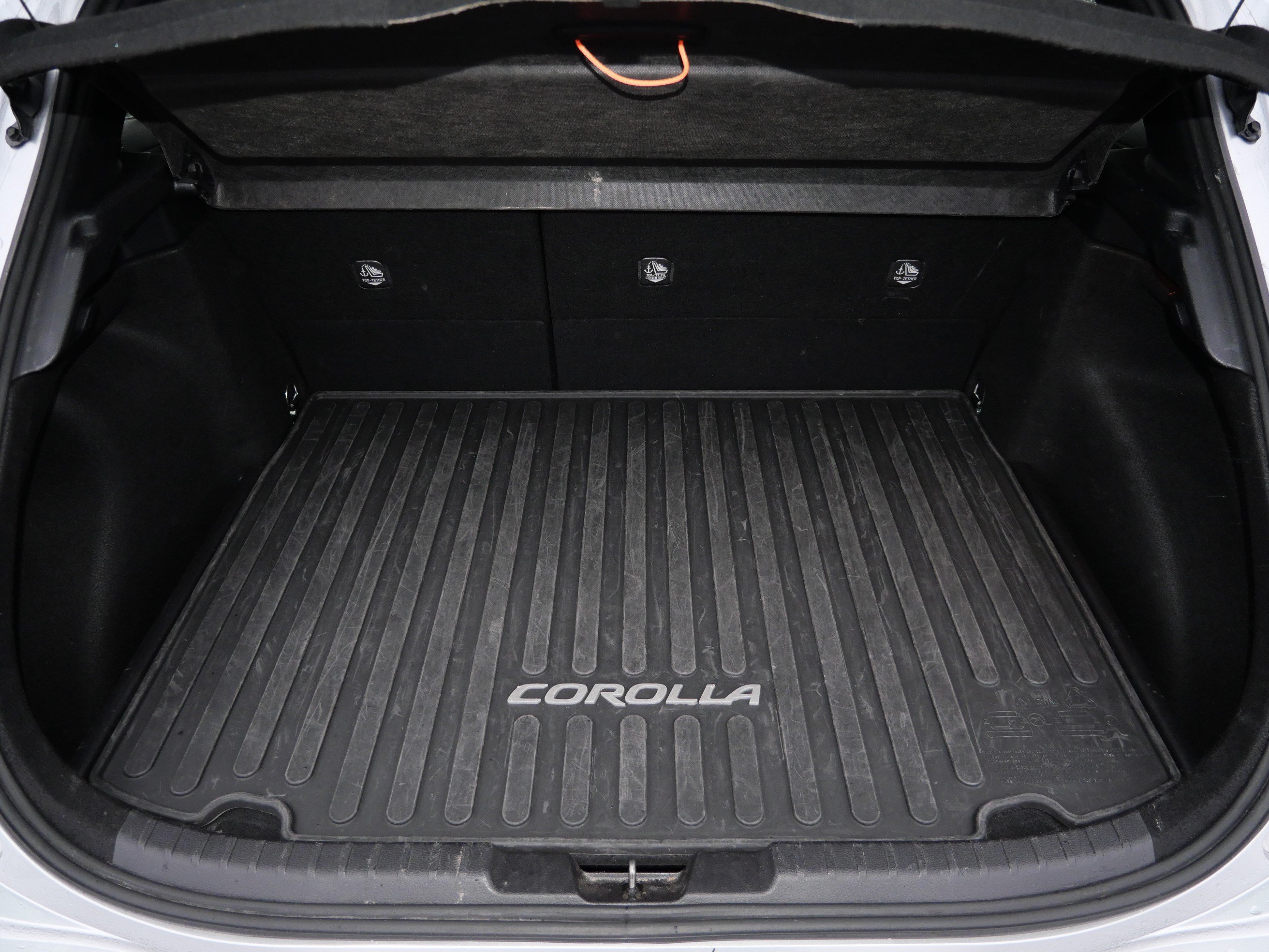Certified 2025 Toyota Corolla SE FWD image 20