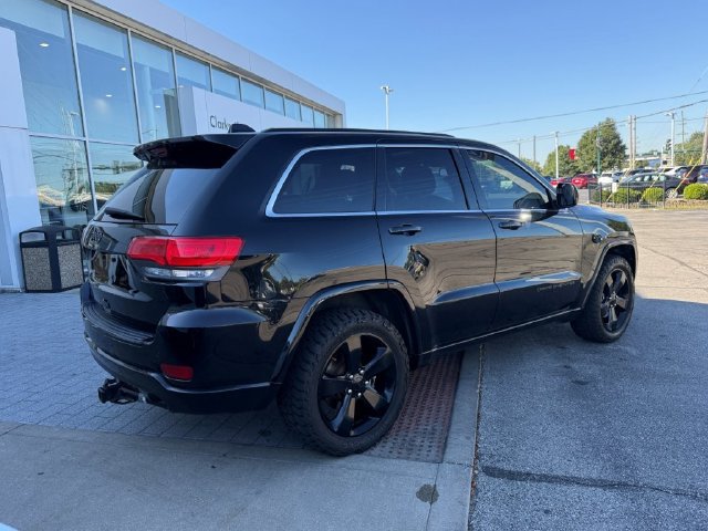 Used 2015 Jeep Grand Cherokee Altitude AWD/4WD image 6