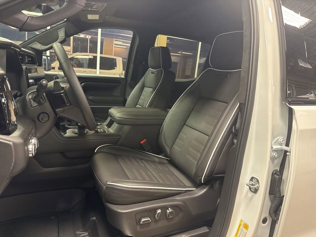 New 2026 GMC Sierra 1500 AT4X AWD/4WD image 11