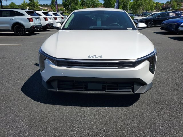 New 2026 Kia K4 FWD image 2
