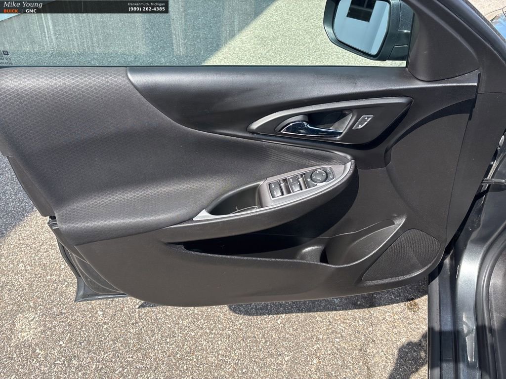 Used 2018 Chevrolet Malibu LS w/ LPO, Convenience Package 1 FWD image 13