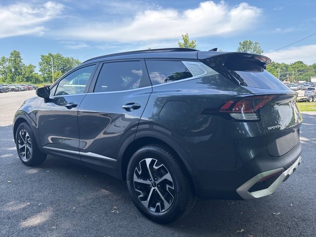 Used 2023 Kia Sportage EX w/ EX Premium Package image 4