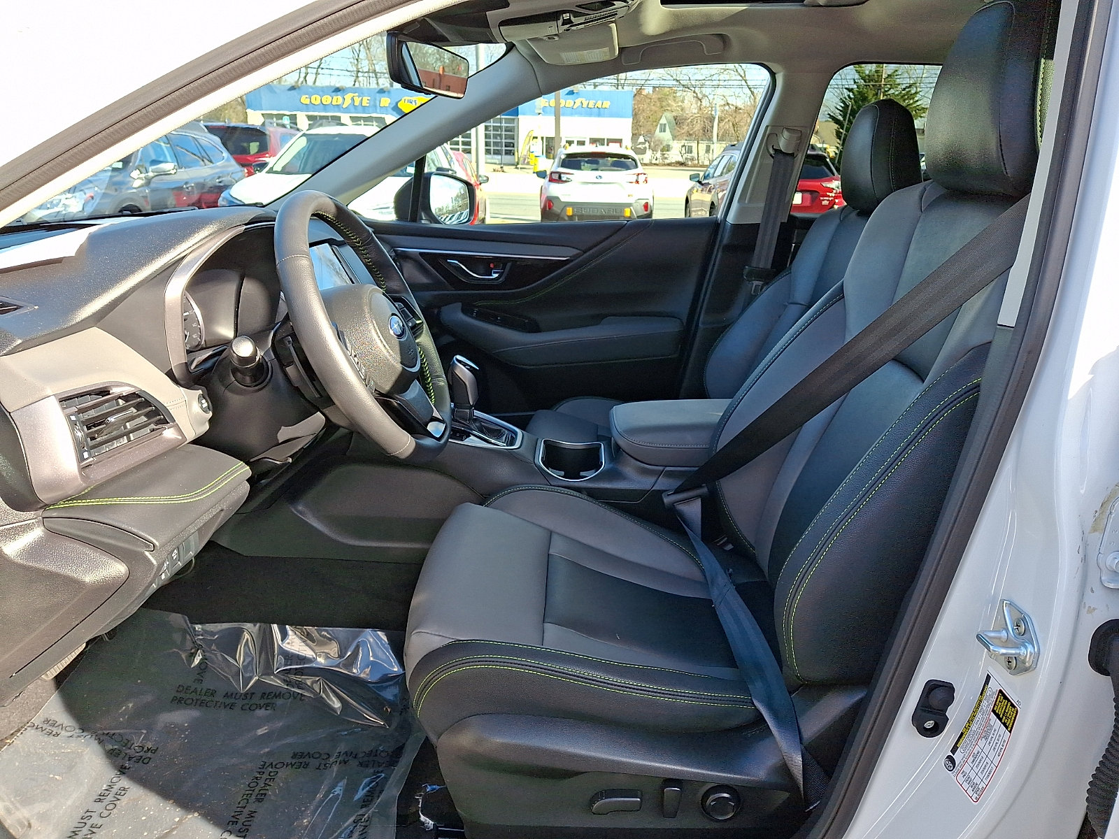 Certified 2025 Subaru Outback Onyx Edition image 14