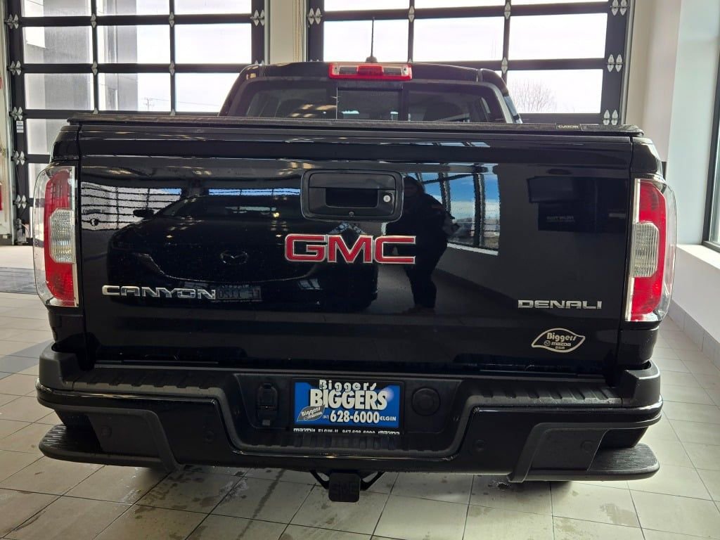 Used 2019 GMC Canyon Denali image 11
