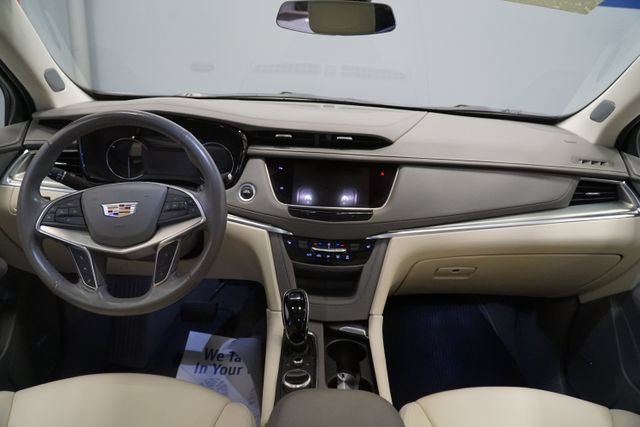 Certified 2023 Cadillac XT5 Premium Luxury AWD/4WD image 14
