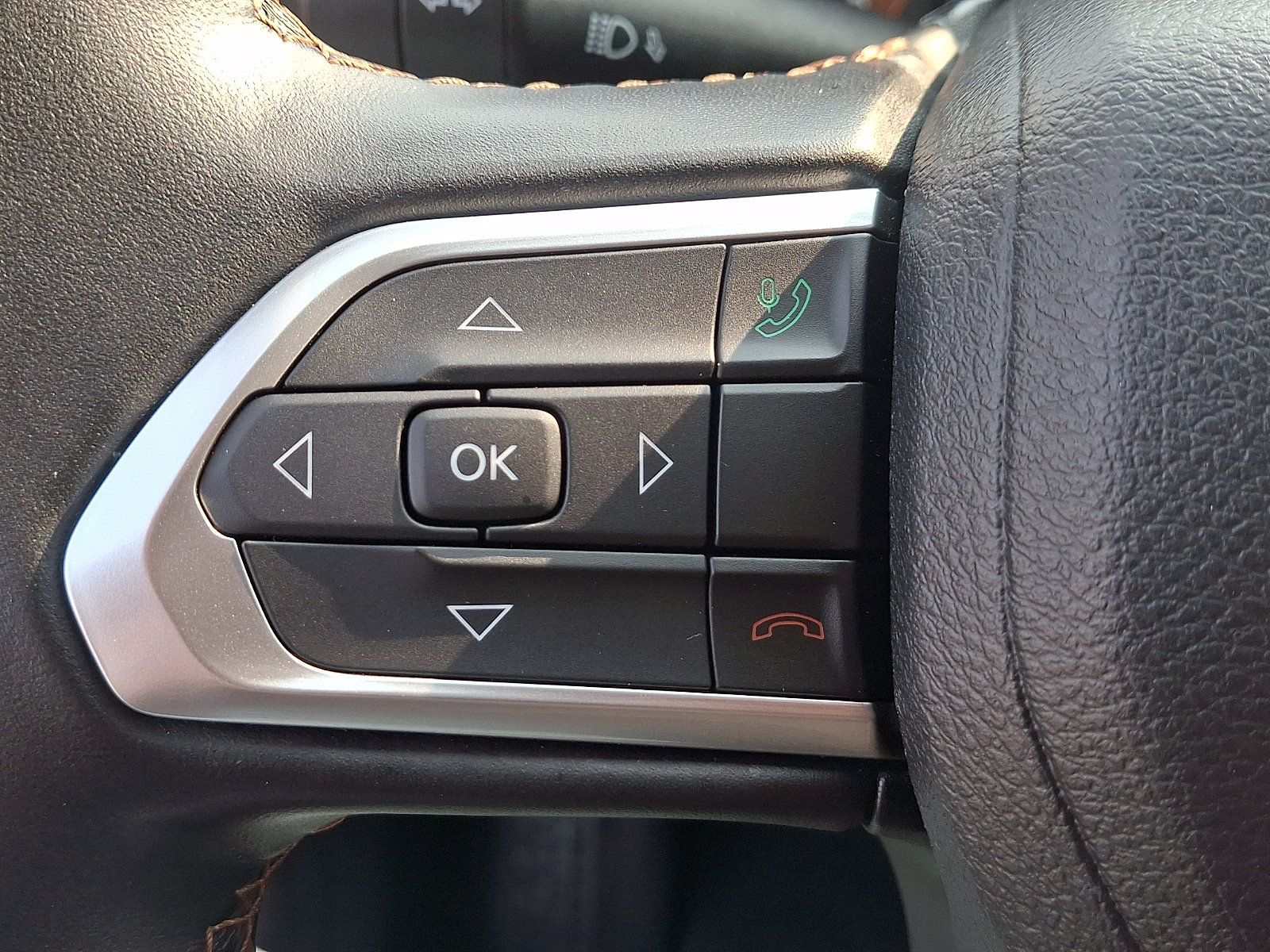 Used 2022 Jeep Compass Limited AWD/4WD image 20