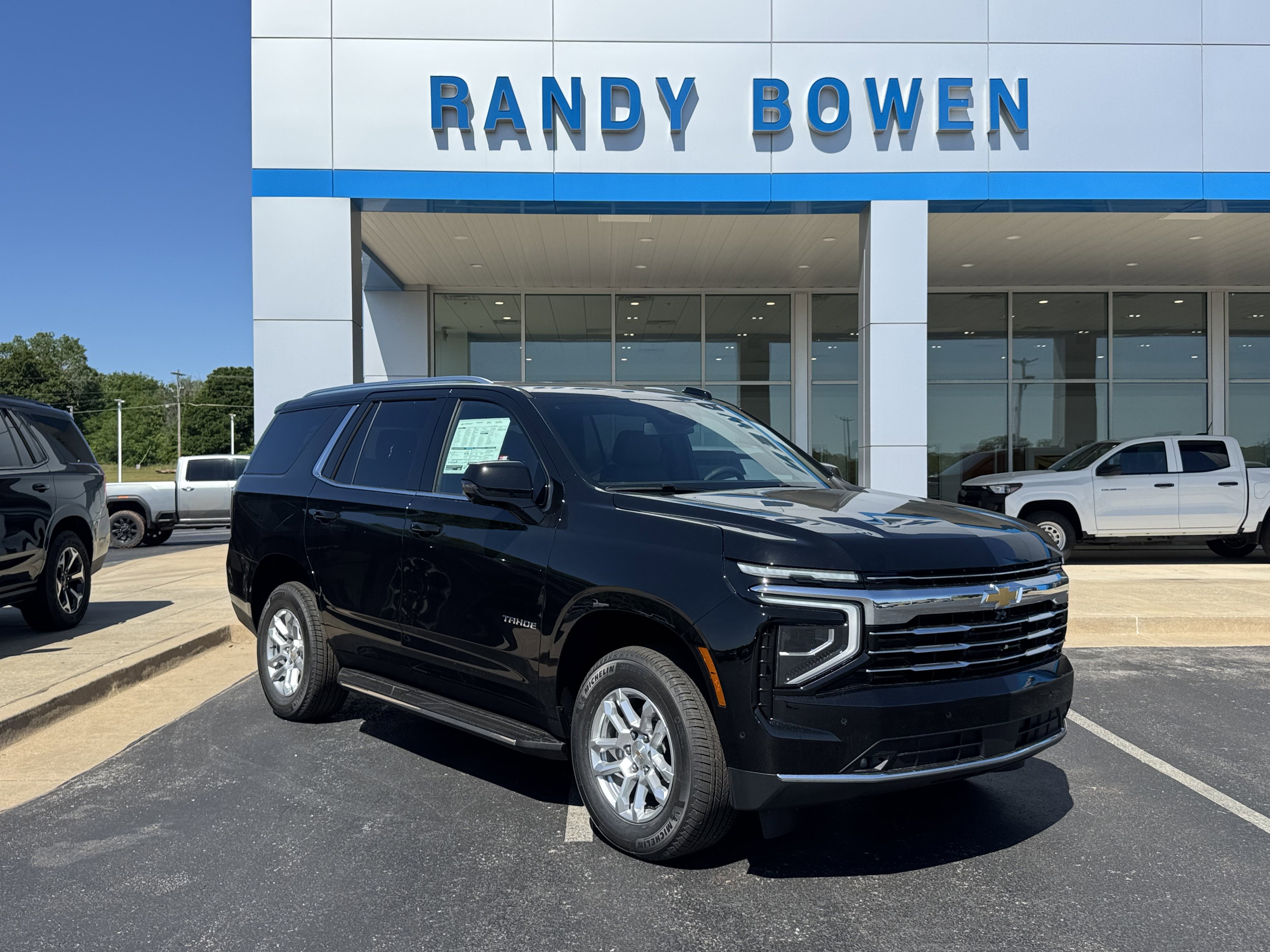 New 2026 Chevrolet Tahoe LT w/ Comfort Package AWD/4WD image 1
