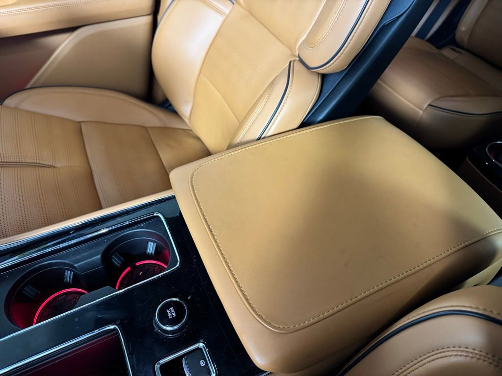 Certified 2025 Lincoln Aviator Black Label w/ Jet Appearance Package image 35