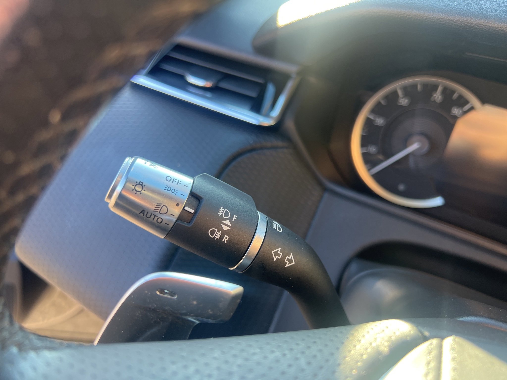 Used 2022 Land Rover Range Rover Velar S image 23