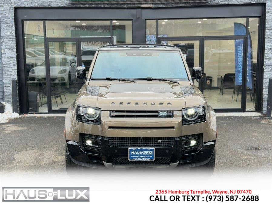 Used 2022 Land Rover Defender 110 X-Dynamic SE image 8