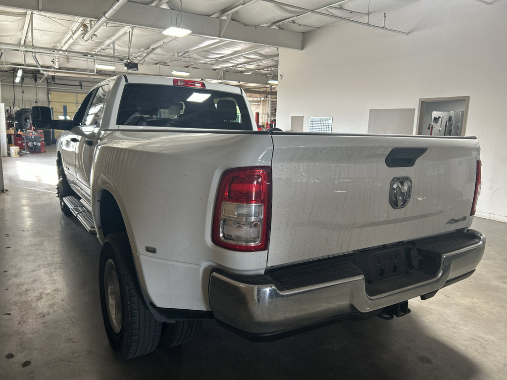 Used 2024 RAM 3500 Big Horn image 3