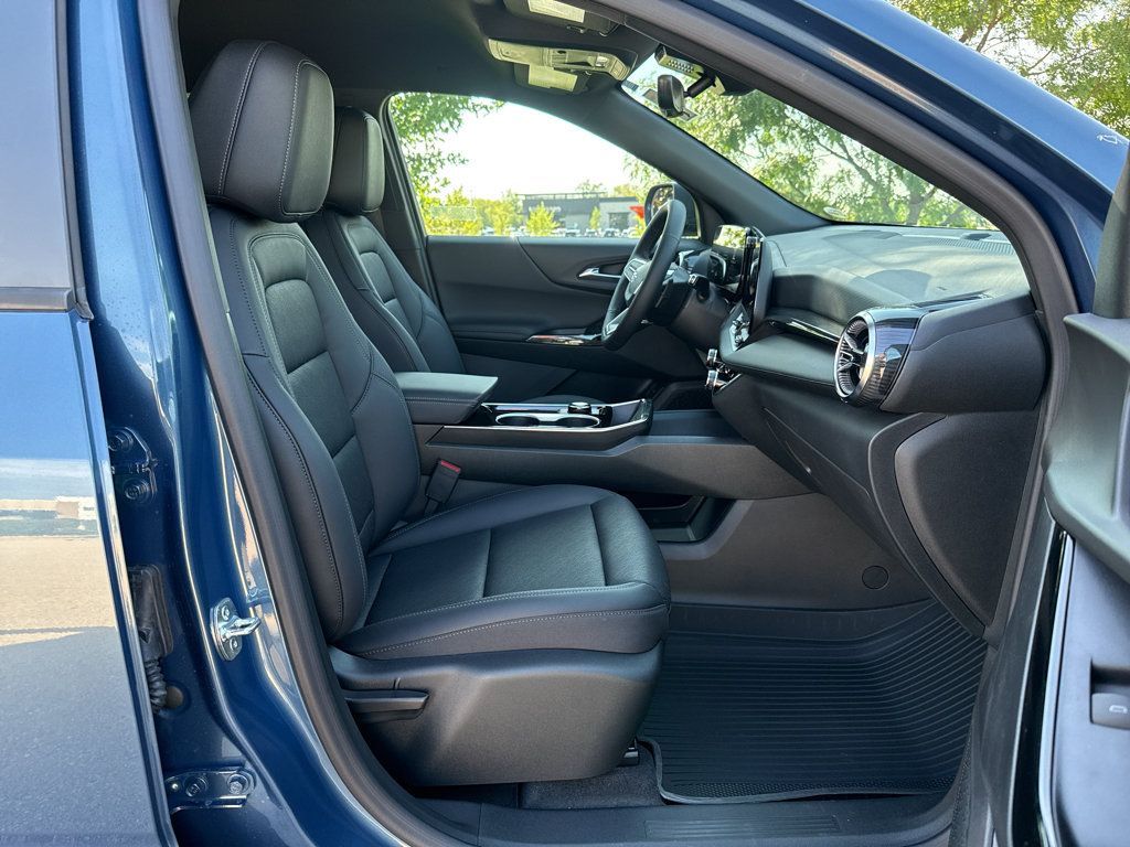 New 2027 Chevrolet Equinox LT w/ Convenience Package II AWD/4WD image 44