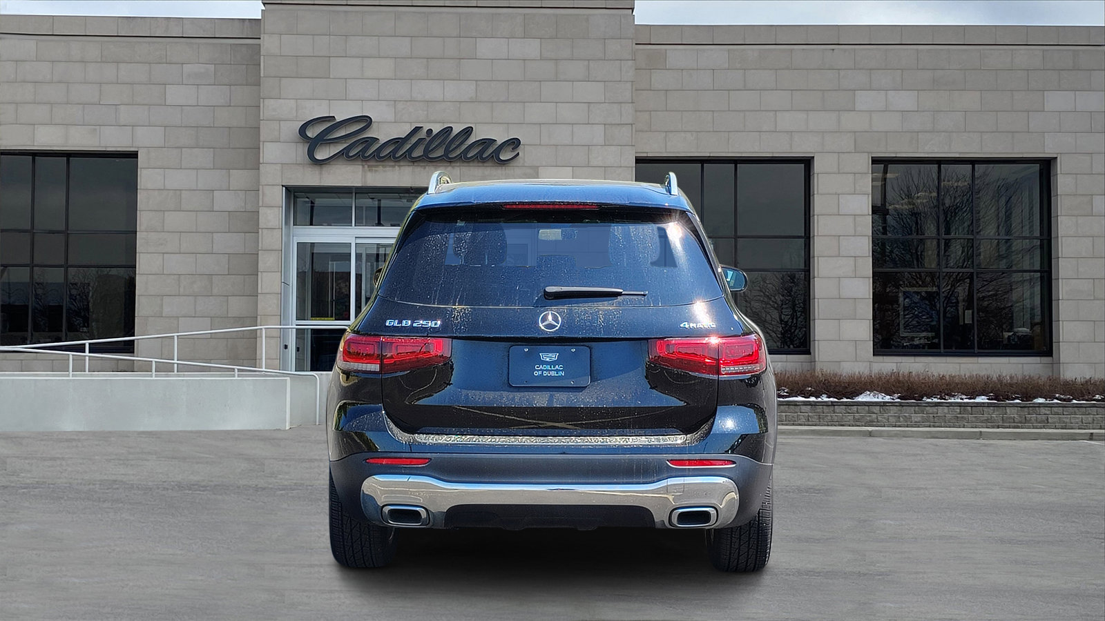 Used 2021 Mercedes-Benz GLB 250 4MATIC image 6