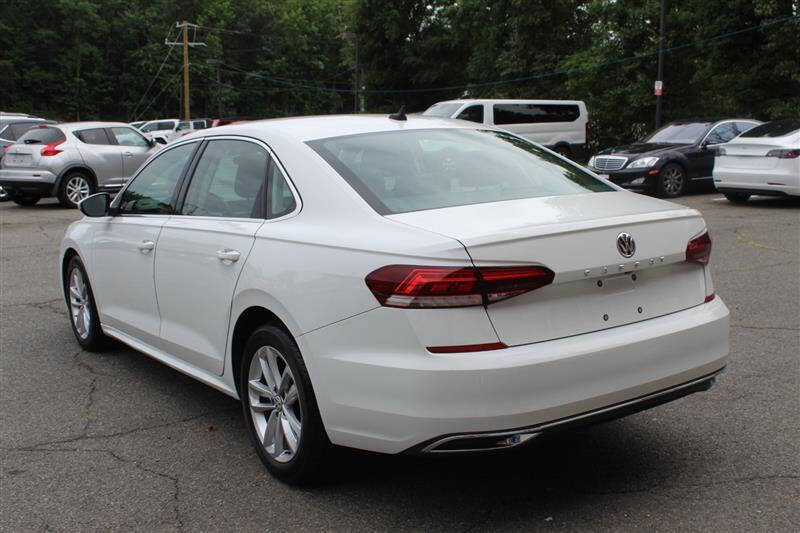 Used 2020 Volkswagen Passat 2.0T SE FWD image 7
