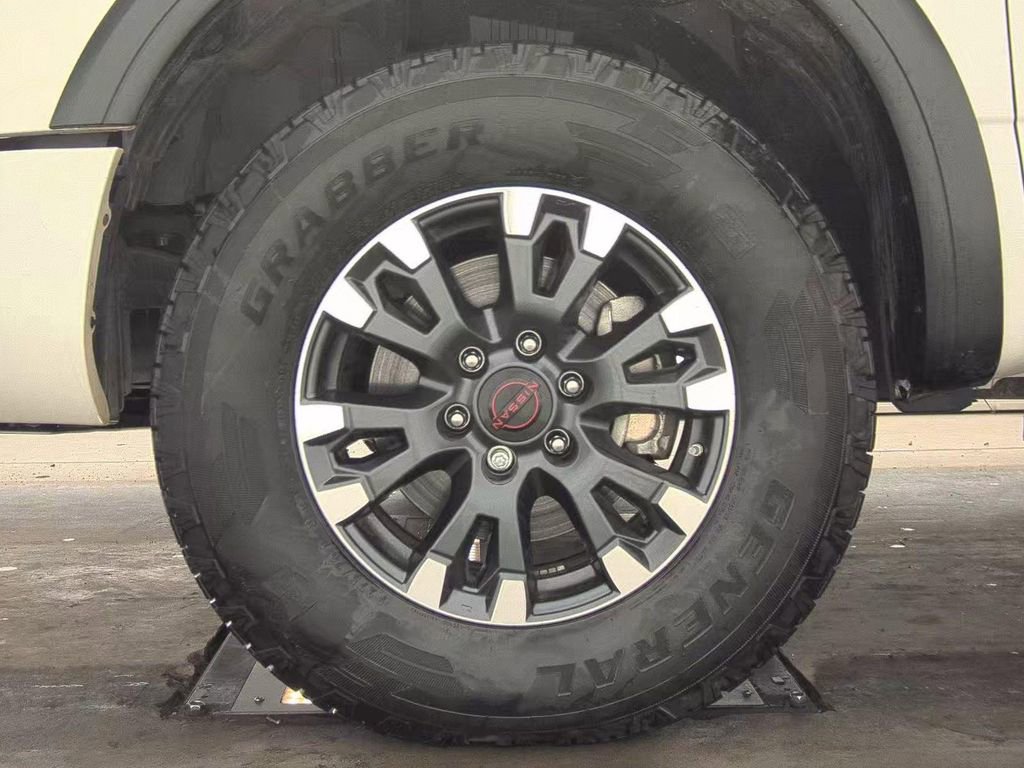 Certified 2024 Nissan Titan PRO-4X w/ Pro-4x Convenience Package image 5