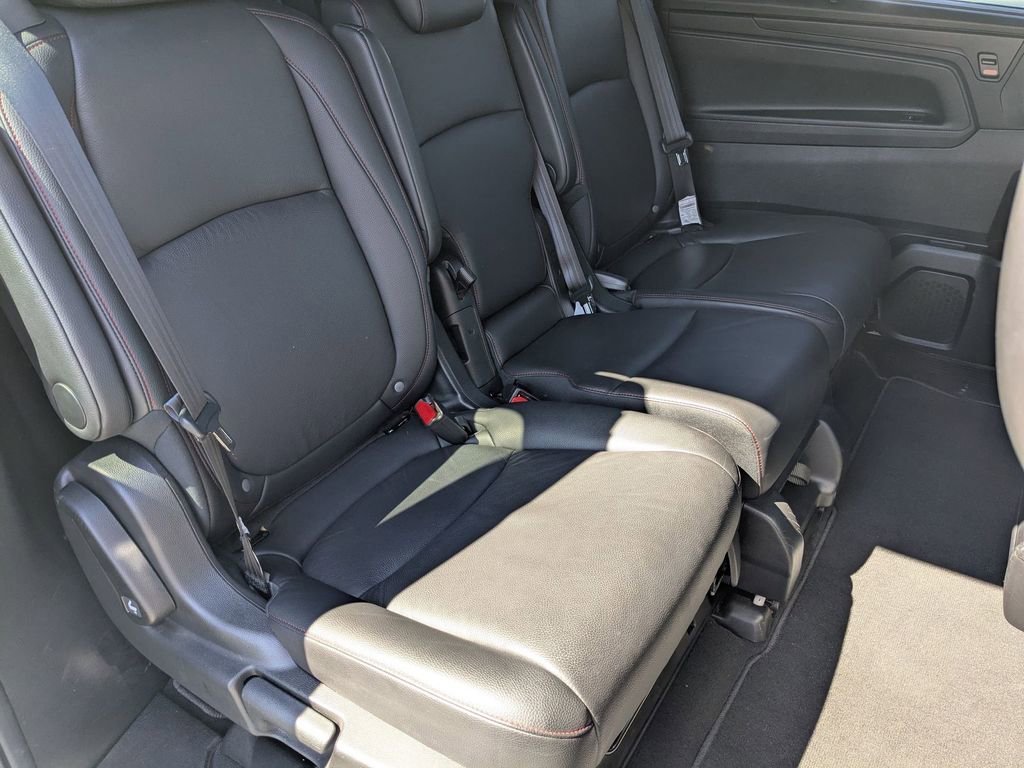 Used 2025 Honda Odyssey Sport-L image 30