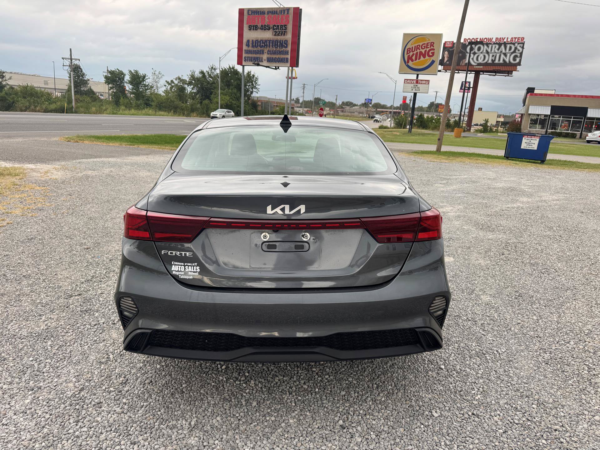 Used 2023 Kia Forte Sedan FWD image 4