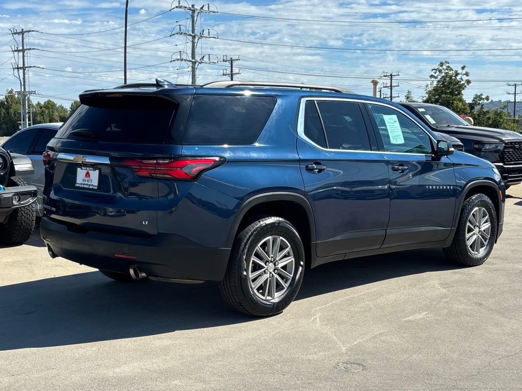 Used 2023 Chevrolet Traverse LT image 4