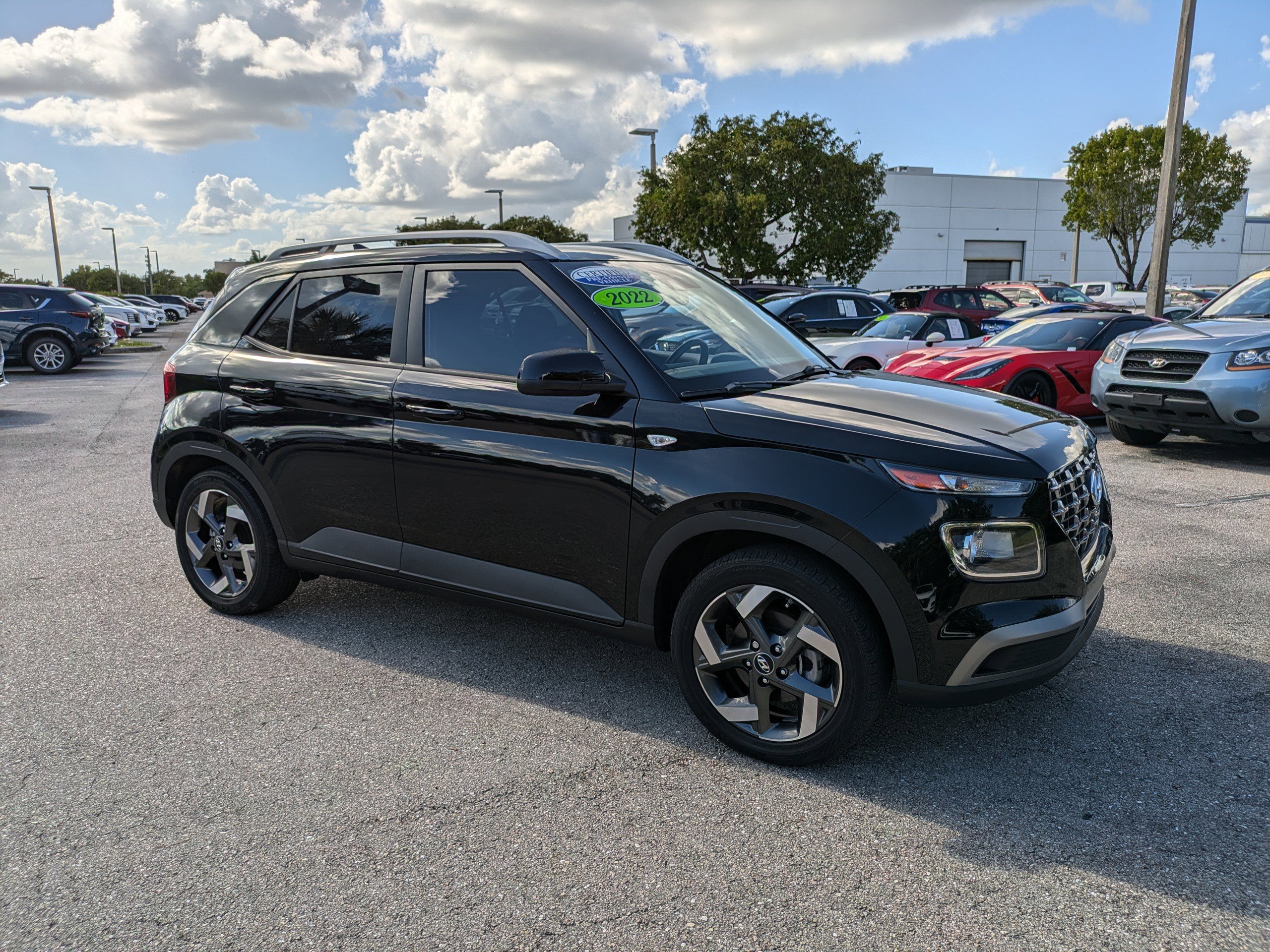 Used 2022 Hyundai Venue SEL