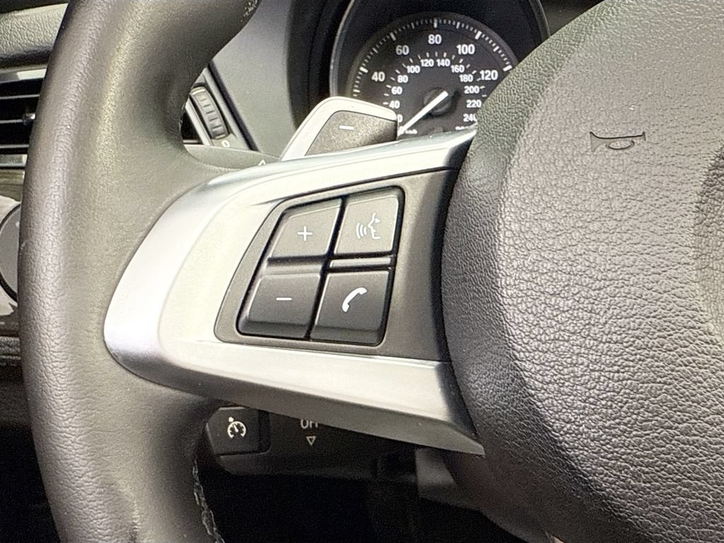 Used 2016 BMW Z4 sDrive28i RWD image 19