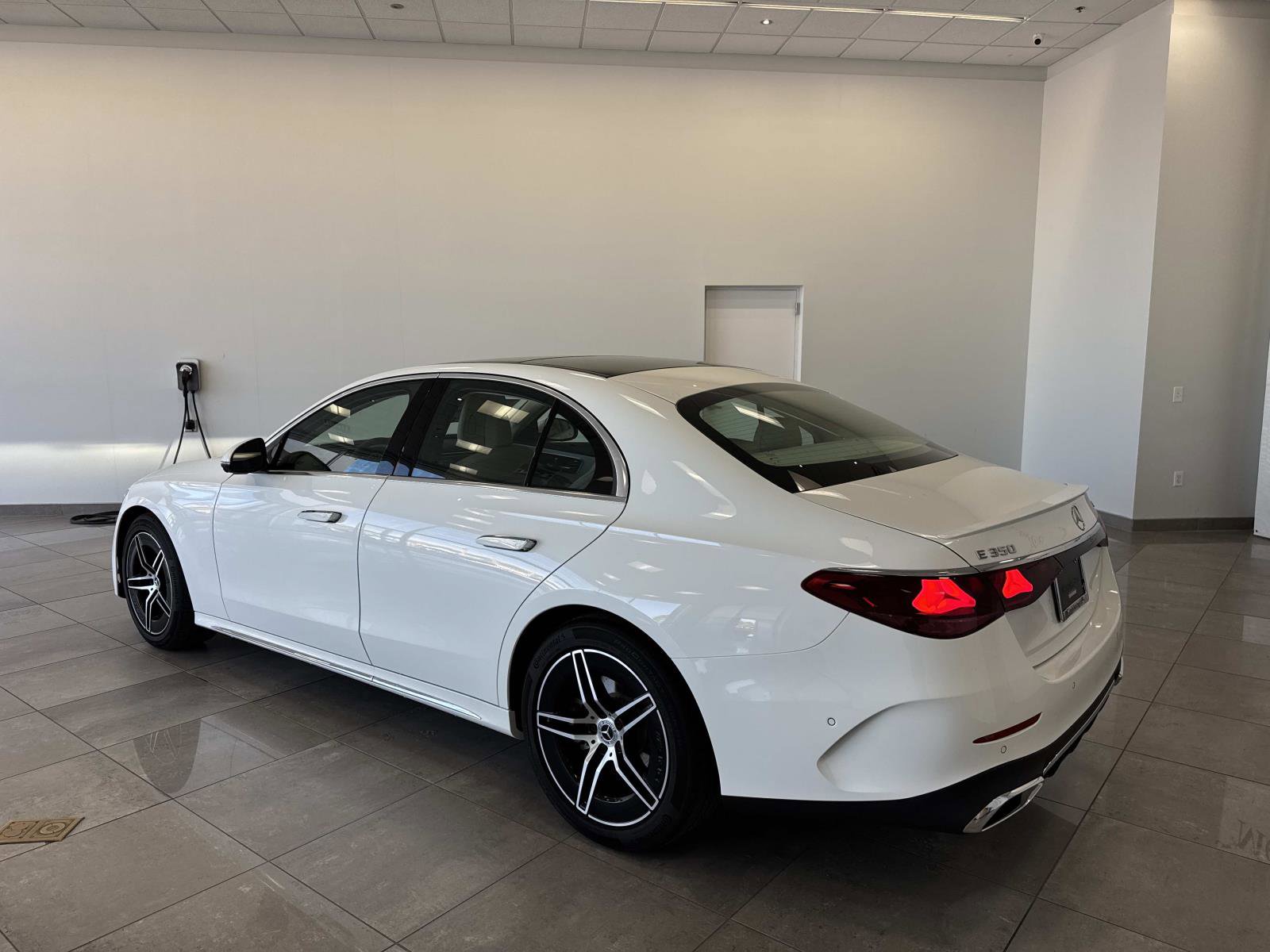 New 2026 Mercedes-Benz E 350 4MATIC Sedan image 7