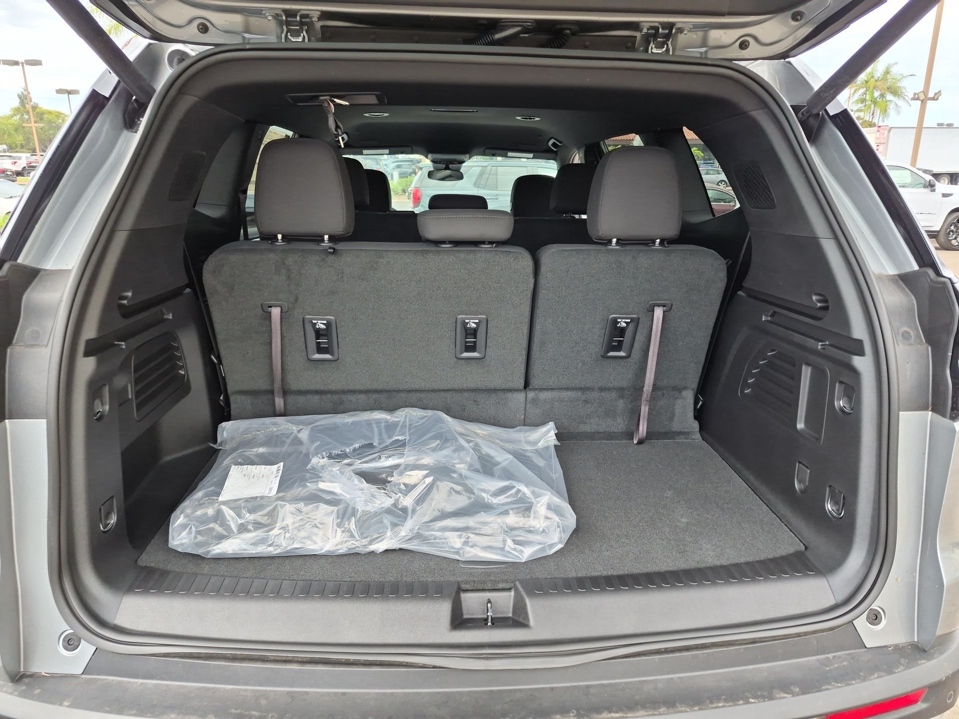 New 2025 GMC Acadia Elevation FWD image 26
