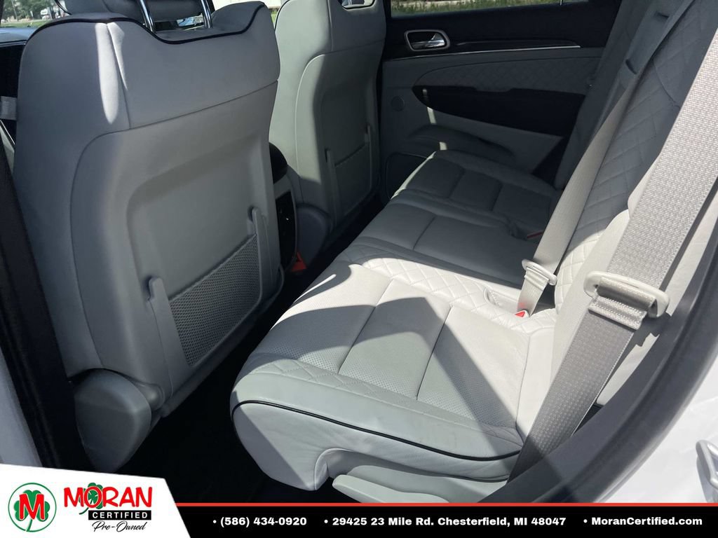 Used 2021 Jeep Grand Cherokee Summit AWD/4WD image 12