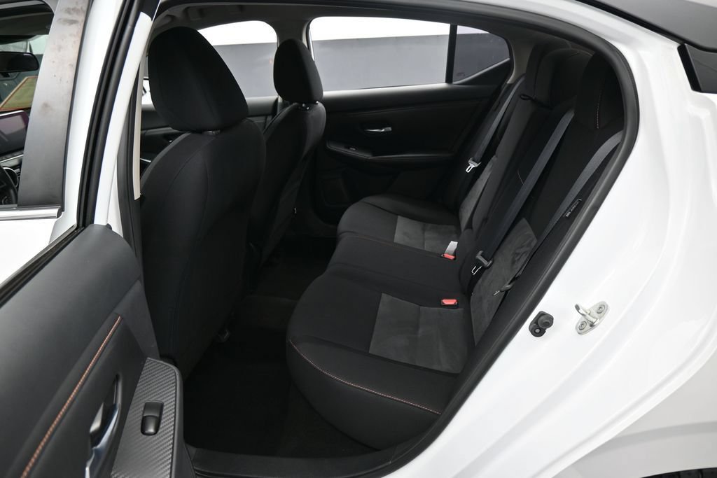 Used 2021 Nissan Sentra SR FWD image 26