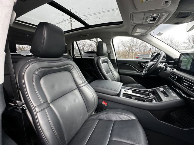 Certified 2025 Lincoln Aviator Reserve image 36