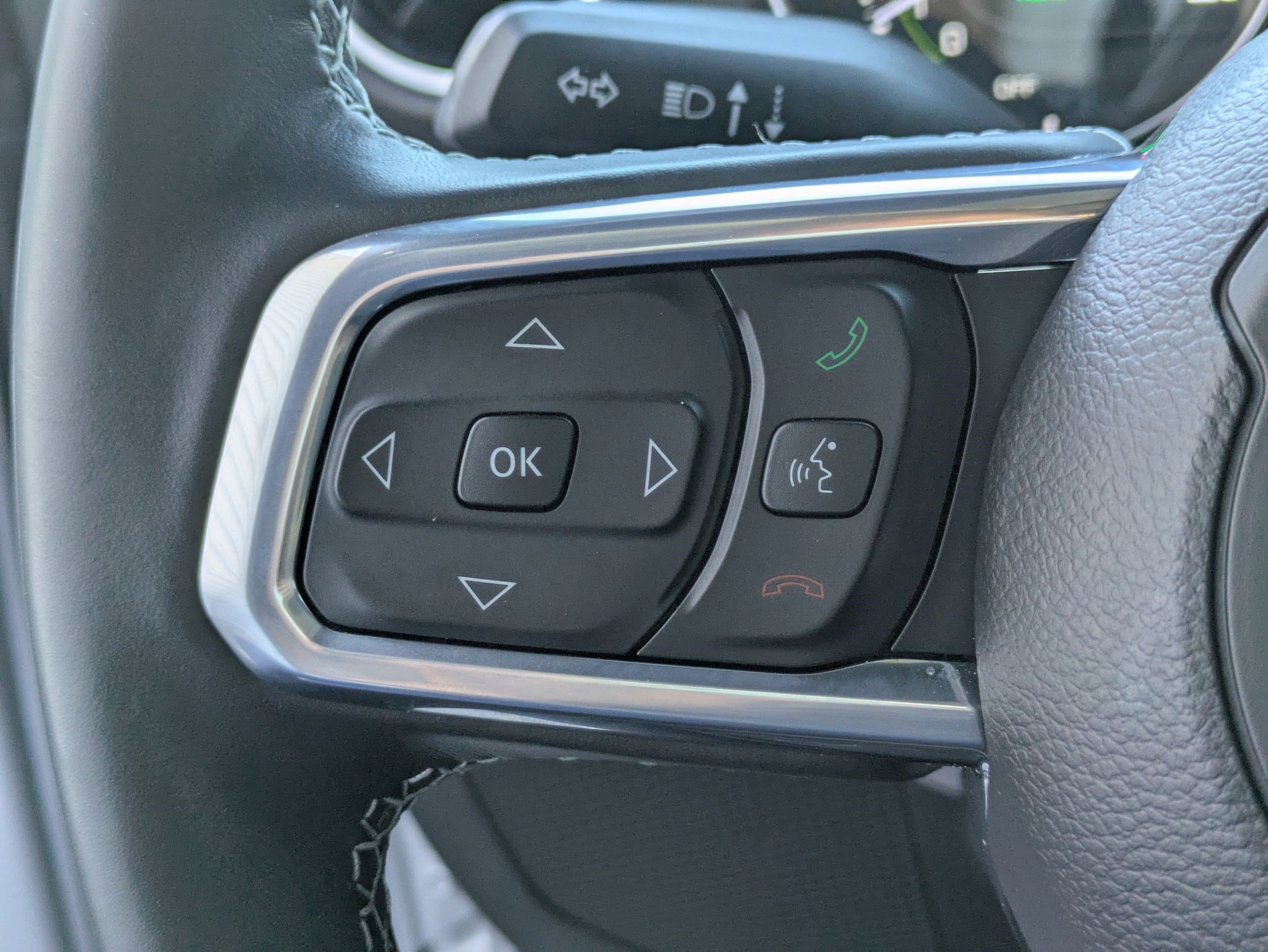 Used 2023 Jeep Wrangler Sahara w/ Cold Weather Group image 16