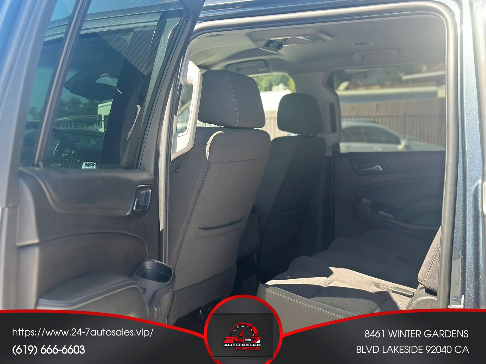 Used 2019 Chevrolet Suburban LS w/ All-Season Package RWD image 10