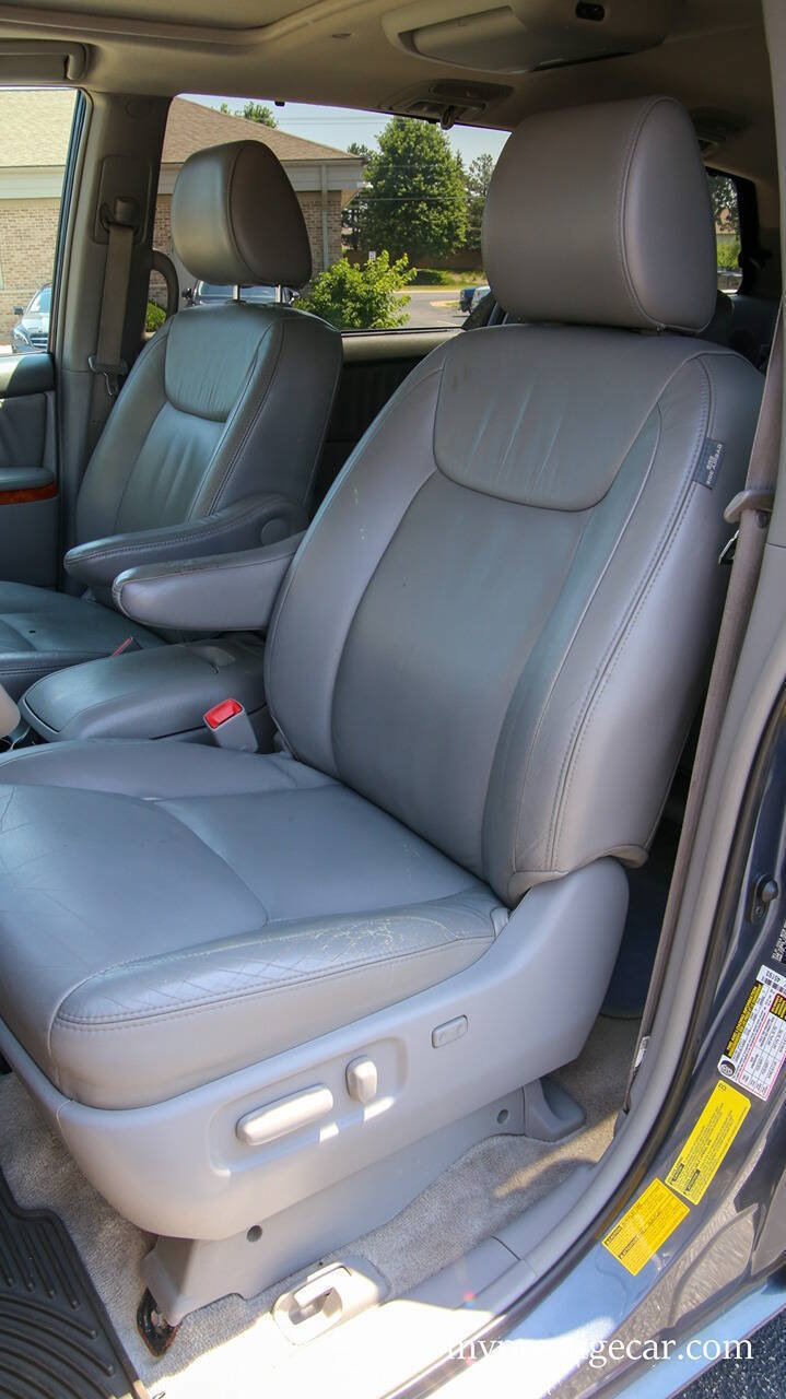 Used 2010 Toyota Sienna XLE Limited w/ XLE Limited Pkg 2 AWD/4WD image 37
