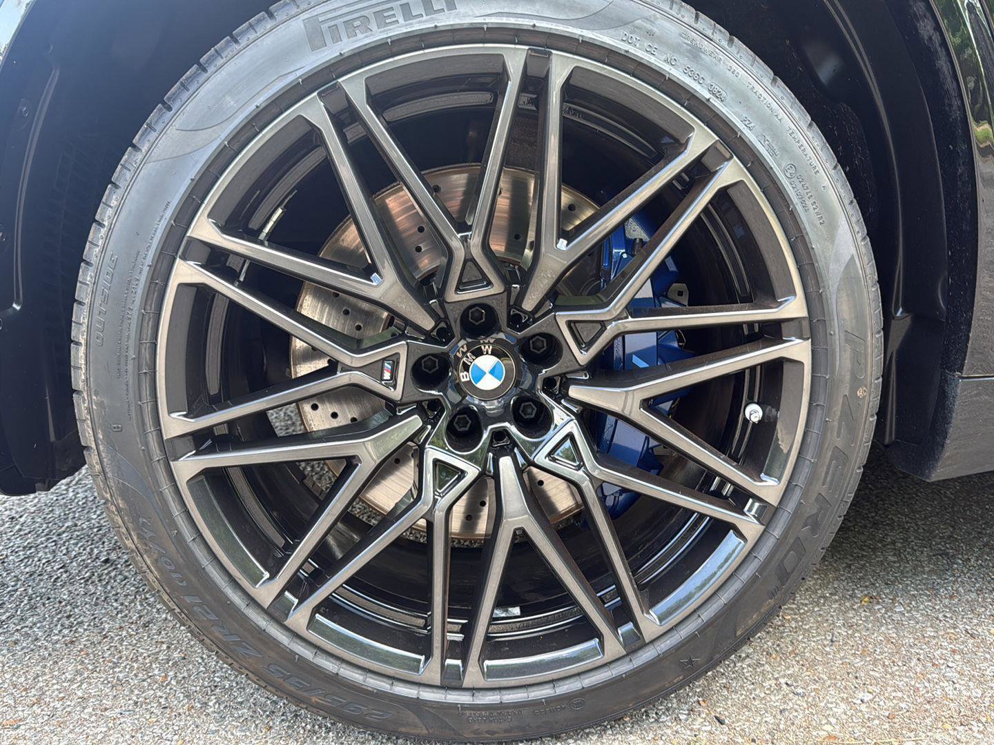 Used 2020 BMW X5 M Competition AWD/4WD image 9