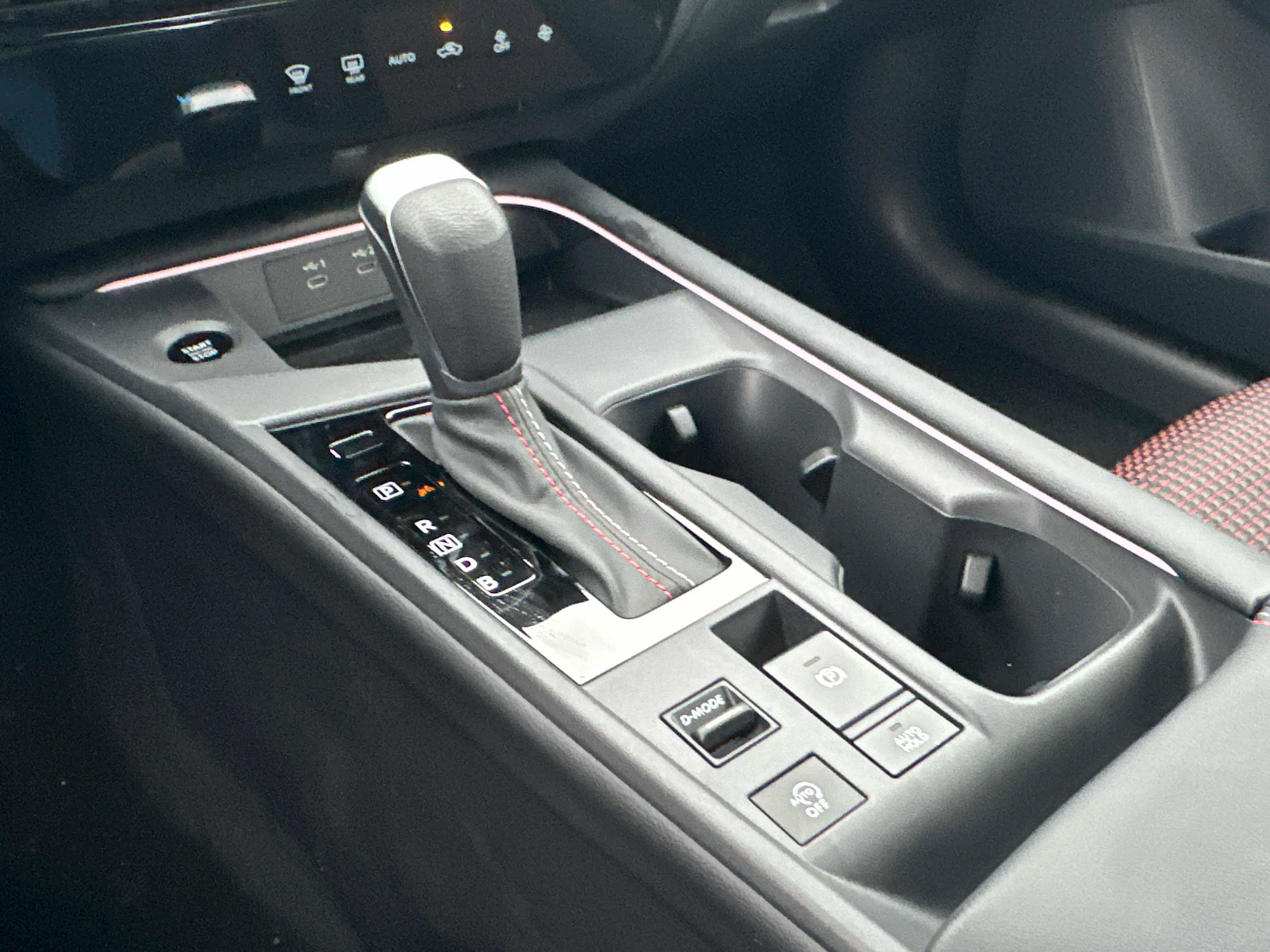 New 2026 Nissan Sentra SR w/ Floor Mat Package FWD image 30