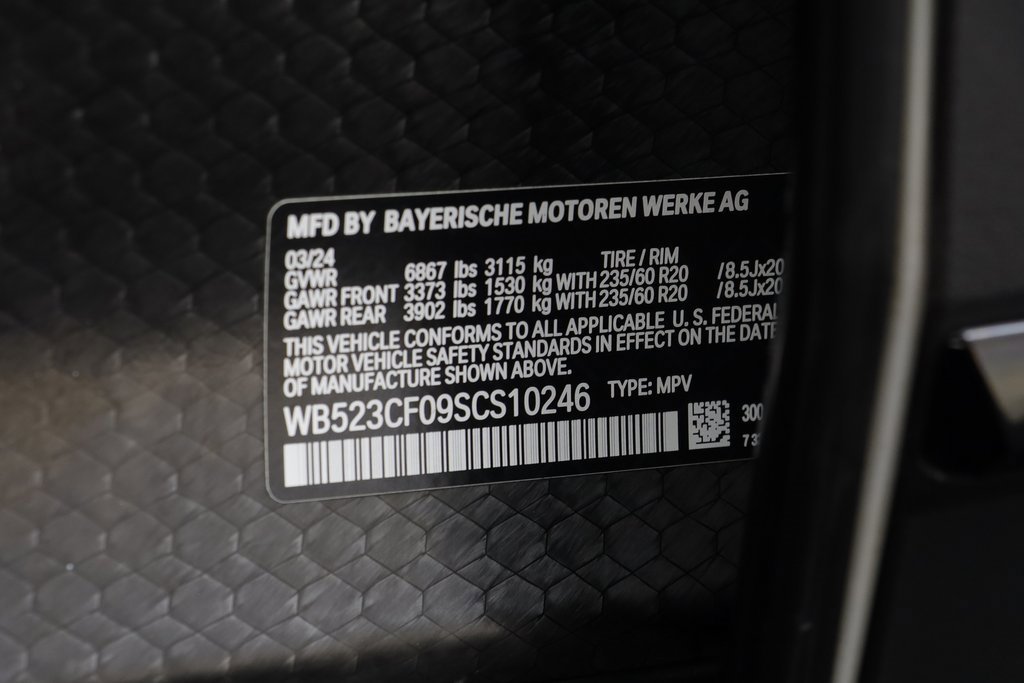 Used 2025 BMW iX xDrive50 image 25