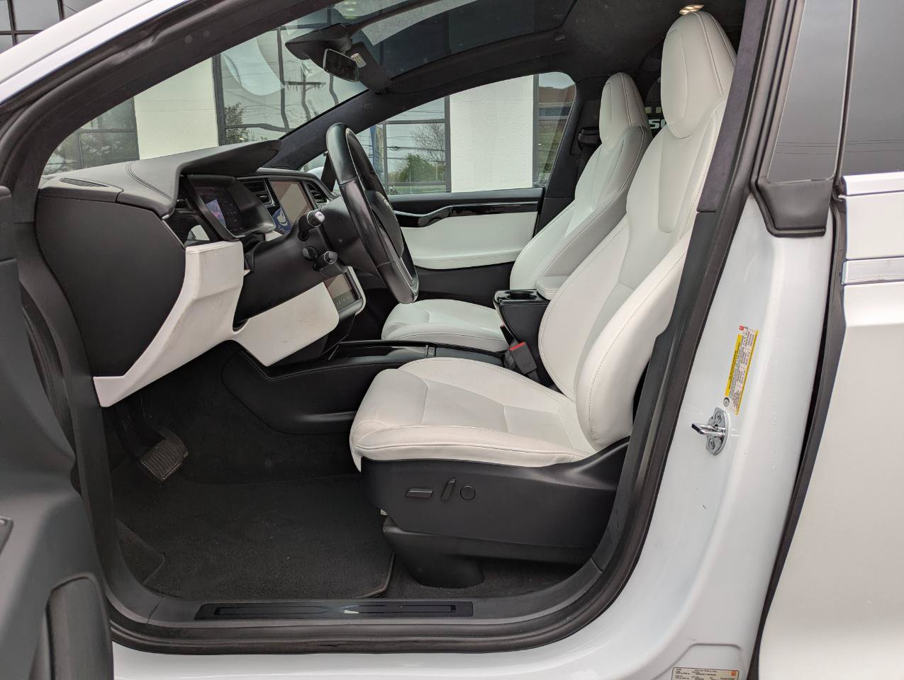 Used 2020 Tesla Model X Long Range AWD/4WD image 12
