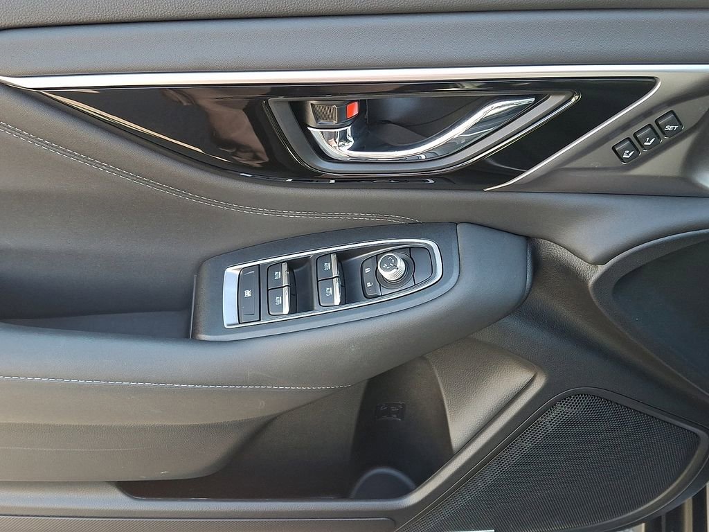 Used 2023 Subaru Outback Limited image 12