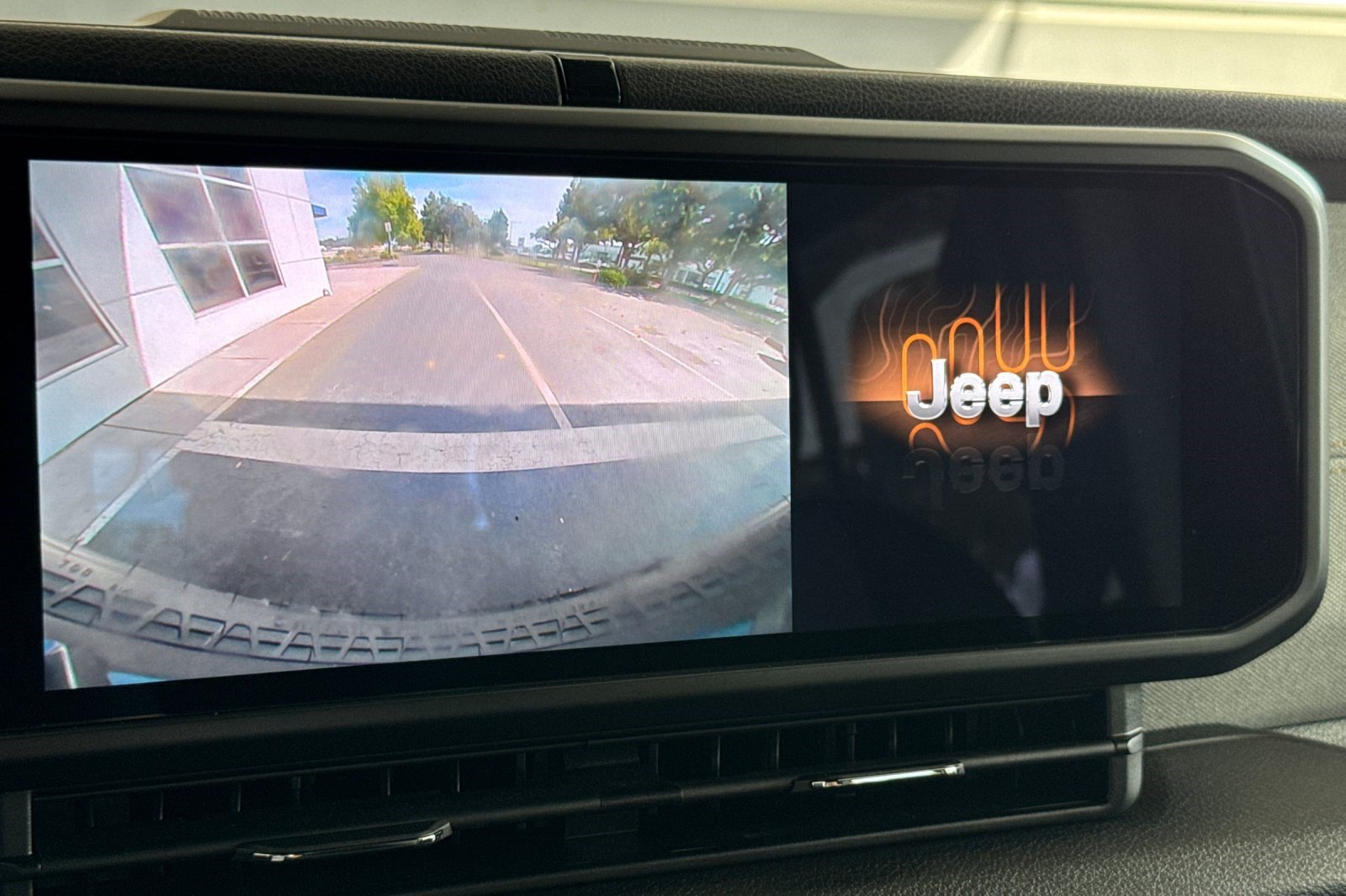 Used 2026 Jeep Wrangler Unlimited Sport AWD/4WD image 25