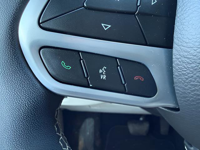 Used 2024 Chrysler Pacifica Touring-L FWD image 18