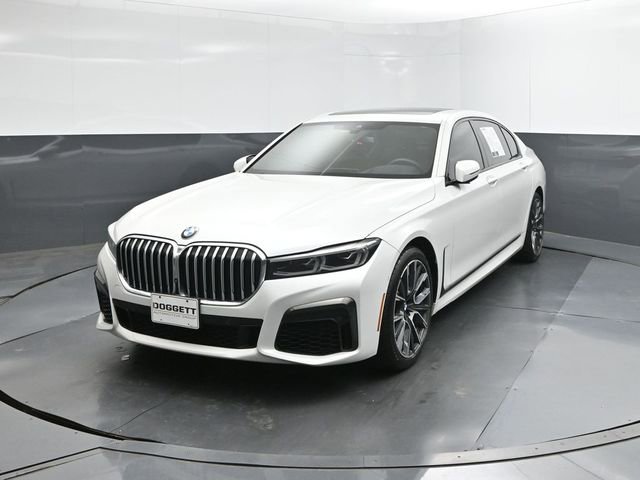 Used 2020 BMW 740i w/ M Sport Package image 34