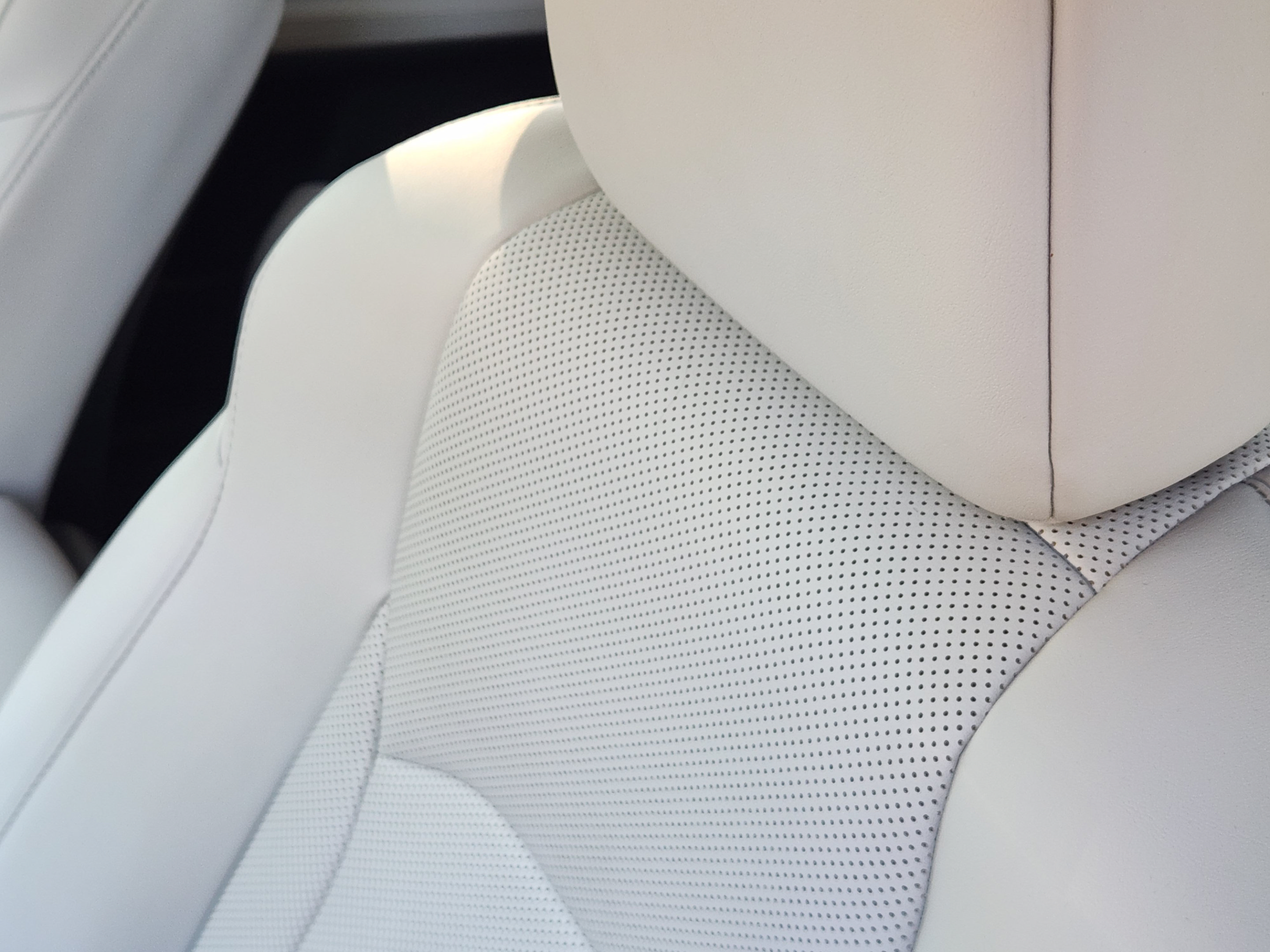 Used 2022 Lexus RX 350 FWD w/ Premium Package image 7