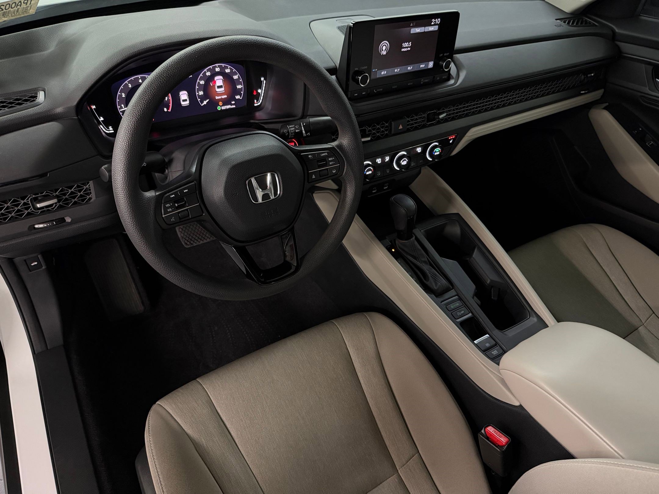 Certified 2023 Honda Accord EX image 4