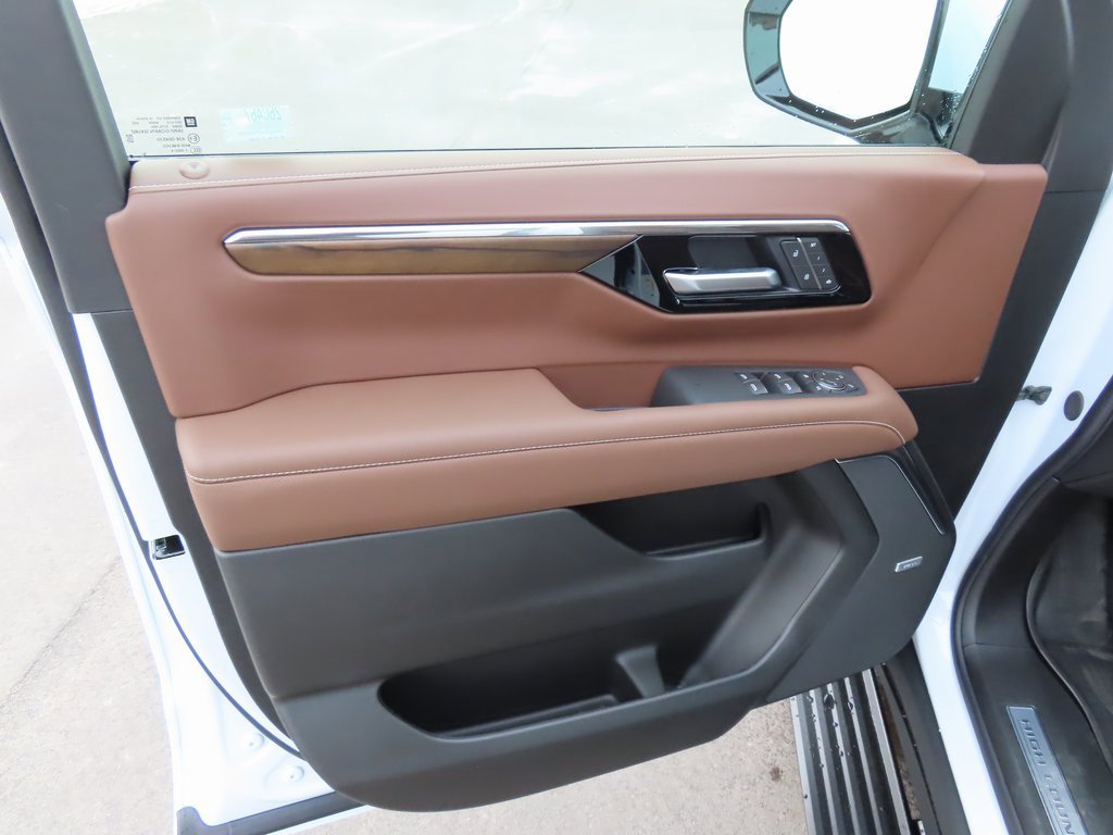 New 2026 Chevrolet Suburban High Country image 21