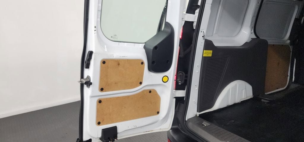 Used 2019 Ford Transit Connect XL image 16