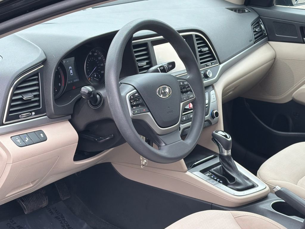 Used 2018 Hyundai Elantra SEL image 5